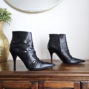VTG Via Spiga Made in Italy Black Leather Pointed Toe Stiletto Ankle Boots 10M